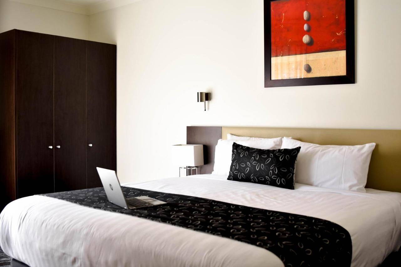 The Charles Hotel Вага Вага Екстериор снимка